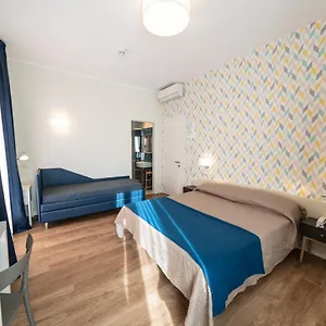 ** Hotel Kiss Italia